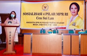 Cen Sui Lan Menyediakan Hadiah Motor di Idol Sosialisasi 4 Pilar MPR