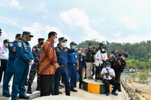 Menhub Budi Karya Buka Peluang Investor untuk Melanjutkan Proyek Pelabuhan Malarko Karimun