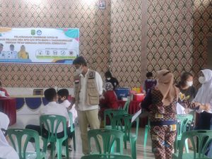 245 Pelajar SMPN 4 Tanjungpinang Divaksin