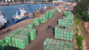 Volume Bongkar Muat Peti Kemas di Pelabuhan BP Batam Malah Naik Selama Masa Pandemi