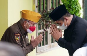 Tak Cuma Veteran, Penggali Kubur di Tanjunguban Dapat Bingkisan HUT Kemerdekaan RI