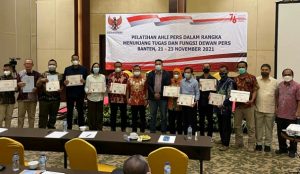 Ketua Dewan Pers Mengukuhkan 57 Ahli Pers se-Indonesia, 3 di Antaranya Wartawan Utama Asal Riau