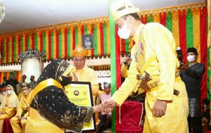 Rahma Wako Tanjungpinang Dapat Gelar dari Kerabat Kerajaan Riau-Lingga