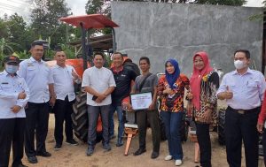 Petani Dapat Bantuan Sarana Pertanian, Agus Wibowo: Traktornya Jangan Pindah Tangan