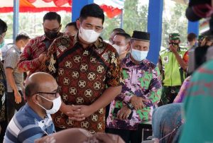 Tampil Beda, Launching Vaksinasi Booster di Bintan Ada Oleh-oleh