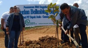 Khazalik, Ketua Komunitas Durian Kepri Mengajak Pengembangan Durian Lokal