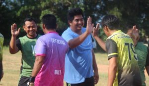 Tim Roby Menang di Pembukaan Tarkam Sepak Bola Wanita Cup I Desa Kelong