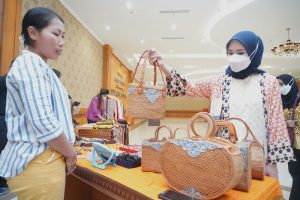 Hafizha Belajar tentang Pengelolaan Produk UMKM ke Bali