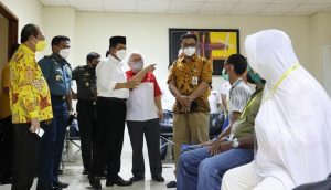 HUT TNI, Kogabwilhan I Gelar Operasi Katarak Gratis buat Warga Kurang Mampu