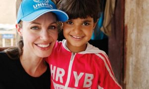 Angelina Jolie Mengundurkan Diri sebagai Utusan Badan Pengungsi PBB setelah 20 Tahun