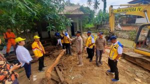 Cen Sui Lan Bawa Pejabat Kementerian PUPR ke Lokasi Banjir di Natuna