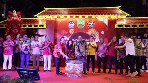 Cen Sui Lan Membuka Batam Festival Imlek 2023, Terakbar dan Meriah