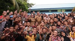 Disambut dengan Pagelaran Seni Nusantara di SMA Negeri 1 Bintan Utara, Begini Pesan Gubernur Kepri
