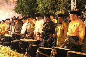 Berjubal Warga yang Menghadiri Takbir di Bintan