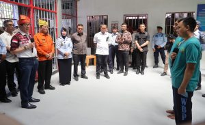 Menkumham RI dan Gubernur Kepri Meninjau Napi di Lapas Narkotika Kelas IIA Tanjungpinang