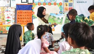Bunda PAUD Bintan Menyarankan Guru TK Lebih Kreatif, Enggak Monoton