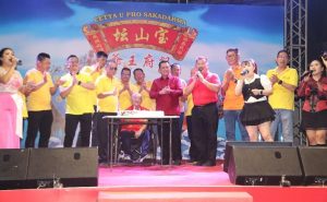 Perayaan Ulang Tahun Dewa Kie Hu Ong Ya di Batam Berlangsung Meriah, Begini Pesan Ansar Ahmad