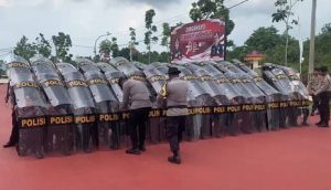 Lembaga Adat Kesultanan Riau-Lingga Demo di Kantor Gubernur, Polres Bintan Kirim Bantuan Pasukan