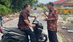 Dilaporkan Warga Tak Maksimal, Ansar Ahmad Tinjau Proyek Jalan di Pulau Penyengat
