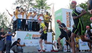 Foto Bintan Triathlon 2023 dengan Peserta di Luar Target, Gubernur Kepri Tak Ingin Ada Duplikasi