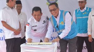 Ansar Ahmad Teken MoU dengan GM PLN Riau-Kepri, Misinya Penerangan di Daerah Pulau