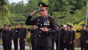AKBP Riky Iswoyo Memimpin Upacara Hari Pahlawan di Polres Bintan
