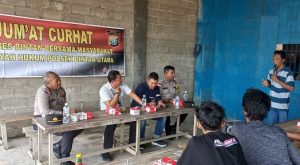 Jumat Curhat, Satresnarkoba Polres Bintan Beri Edukasi Bahaya Narkoba ke Desa Kuala Sempang