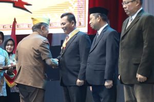 Ansar Ahmad Menerima Anugerah Bintang Legiun Veteran RI dari DPP LVRI