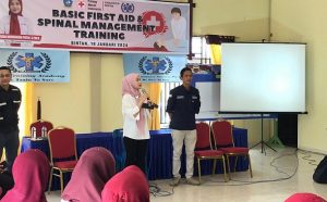 Relawan dan Tim Ambulans PMI Bintan Dilatih Mentor dari Singapura
