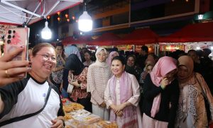 Komentar Istri Menhub RI Endang Sri Hariatie Saat Menikmati Kemeriahan Bazar Imlek Tanjungpinang