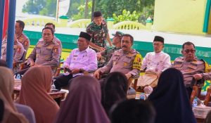 Wakapolri Komjen Pol Agus Andrianto Berkunjung ke Pulau Penyengat, Warga Mengadu Soal Ketersediaan Air Bersih