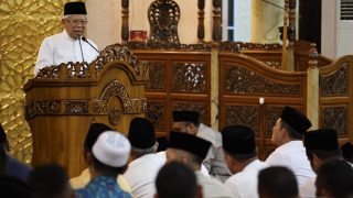 Safari Ramadan di Tanjungpinang, Wapres RI Ma’ruf Amin Menyampaikan tentang Syariat hingga Nafsu