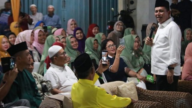 Ansar Ahmad Memaparkan Capaian Pembangunan kepada Masyarakat Tanjung Buntung