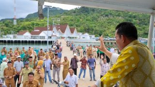 Pemprov Kepri Sedang Mengupayakan Pembangunan Pendaratan Kendaraan di Dermaga PLBN Serasan
