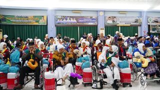 Senin Pagi, Seorang Jemaah Kloter 2 Embarkasi Batam Ditunda Terbang ke Madinah
