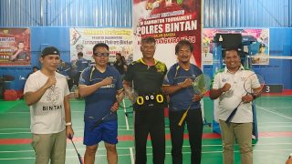 HUT Bhayangkara ke-78, Polres Bintan Menggelar Turnamen Badminton