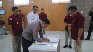 Kapolres Bintan Menandatangani Kerja Sama Program Rehabilitasi Sosial bagi Warga Binaan di Lapas