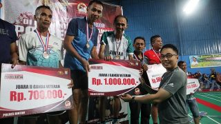 Ini Pemenang Turnamen Badminton Polres Bintan, Ada Pejabat Polisi hingga Mantan Atlet