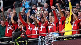 Manchester City Kalah, Manchester United Kampiun Piala FA
