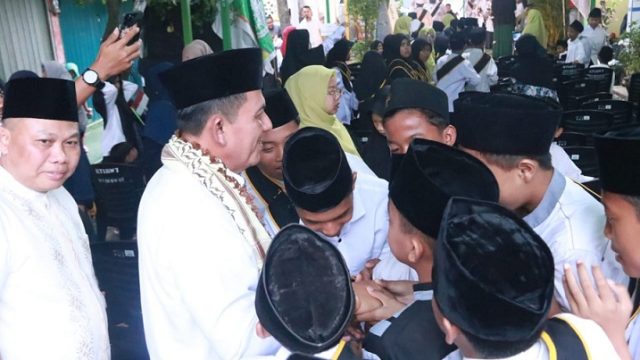 Pelepasan Santri Ponpes Al-Farisi Nusantara, Ansar Memaparkan Program SPP Gratis