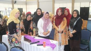 DWP Bintan Menggelar Pelatihan Memayet bagi Ibu Rumah Tangga