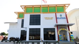Gedung Instalasi Farmasi Kepri Diresmikan Ansar ahmad, Vaksin dan Obat Kini Tersimpan Lebih Aman