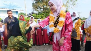 Pastikan Transisi PAUD-SD Menyenangkan, Hafizha Kunjungi Siswa Baru