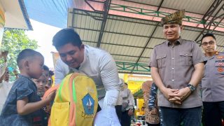 Roby Kurniawan Tampung Aspirasi, Pelajar Dapat Bantuan Seragam Sekolah