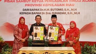 Dr Drs Suhadak SH MH Pejabat Baru Ketua Pengadilan Tinggi Agama Provinsi Kepri