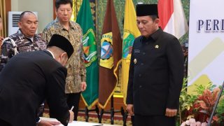 Ansar Ahmad Melantik Cokky Wijaya Saputra sebagai Kepala BP Bintan Wilayah Tanjungpinang
