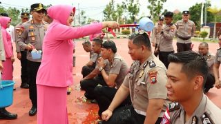 HUT Ke-78 Bhayangkara, 40 Personel Polres Bintan Naik Pangkat