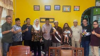 Sebelum Daftar ke KPU, Cen Sui Lan dan Jarmin Sidik Meminta Restu kepada Tokoh Masyarakat Natuna