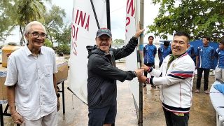 KONI Kepri Menyerahkan Peralatan Pertandingan kepada Porlasi, Usep: Layar Andalan Peraih Emas di PON