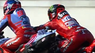 Bagnaia Membantu Mendorong Motor Marc Marquez yang Mogok, Ini Hasil FP MotoGP Mandalika 2024